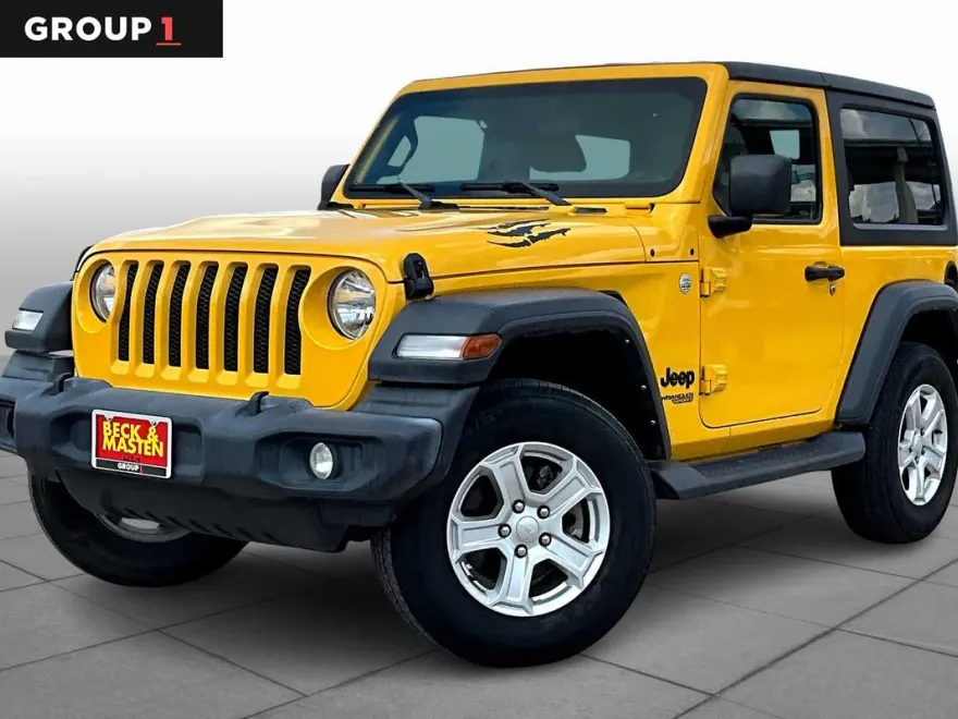 2021 Jeep Wrangler Sport S photo 1