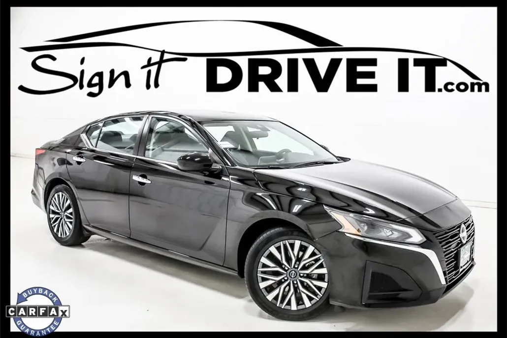 2023 Nissan Altima 2.5 SV photo 1