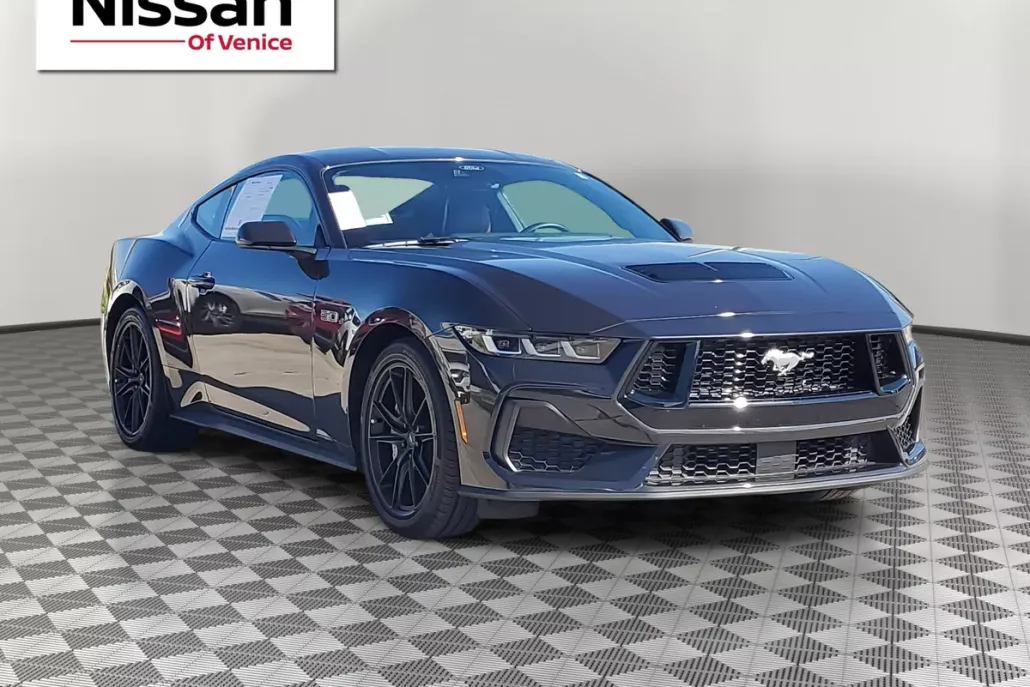 2024 Ford Mustang GT Premium photo 1