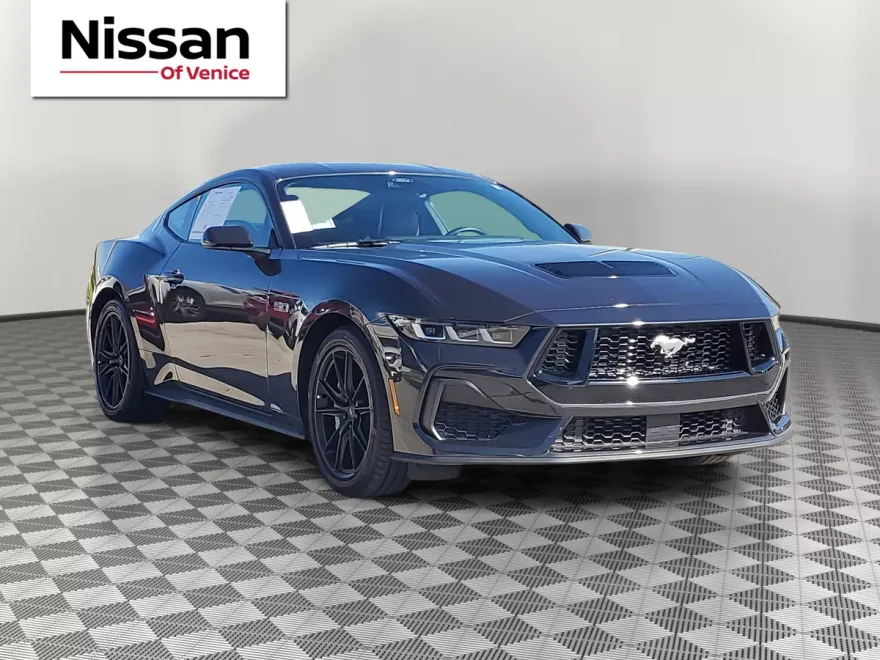 2024 Ford Mustang GT Premium photo 1