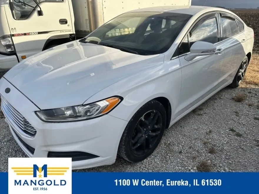 2014 Ford Fusion SE photo 1