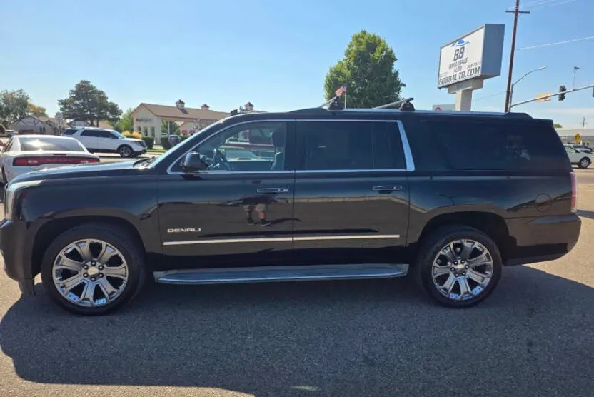 2015 Gmc Yukon XL Denali photo 1