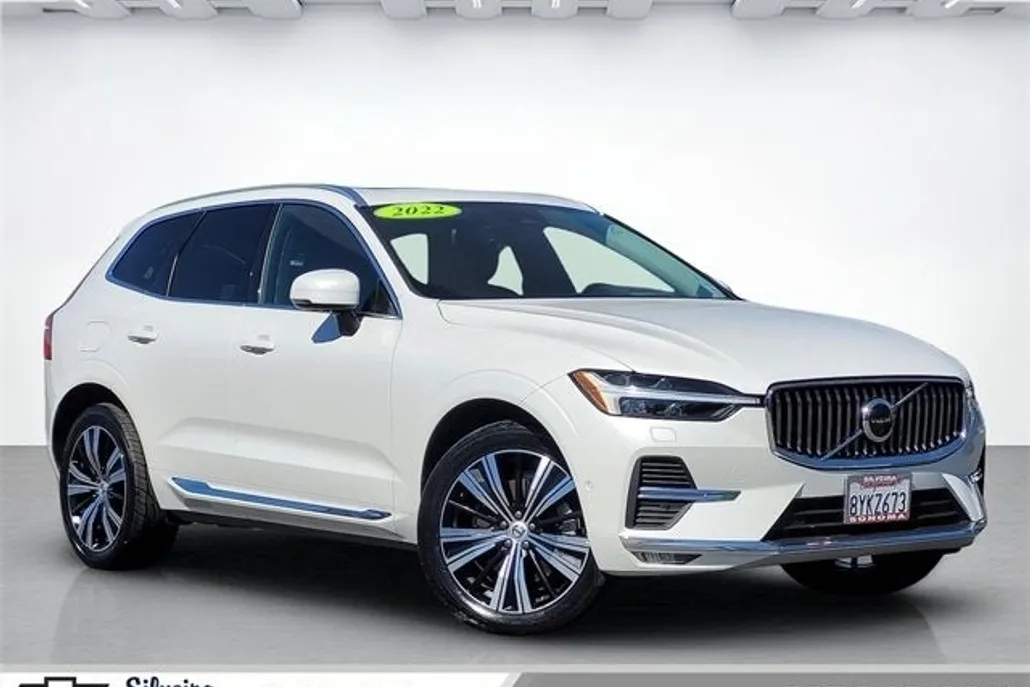 2022 Volvo XC60 Inscription photo 1