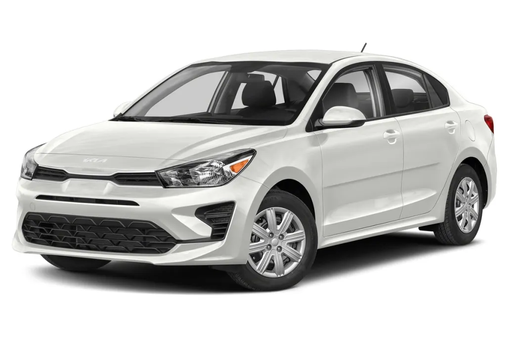 2023 Kia Rio S photo 1