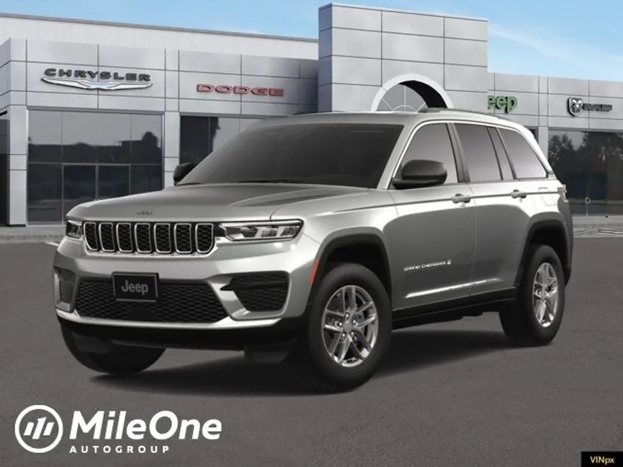 2025 Jeep Grand Cherokee Laredo photo 1