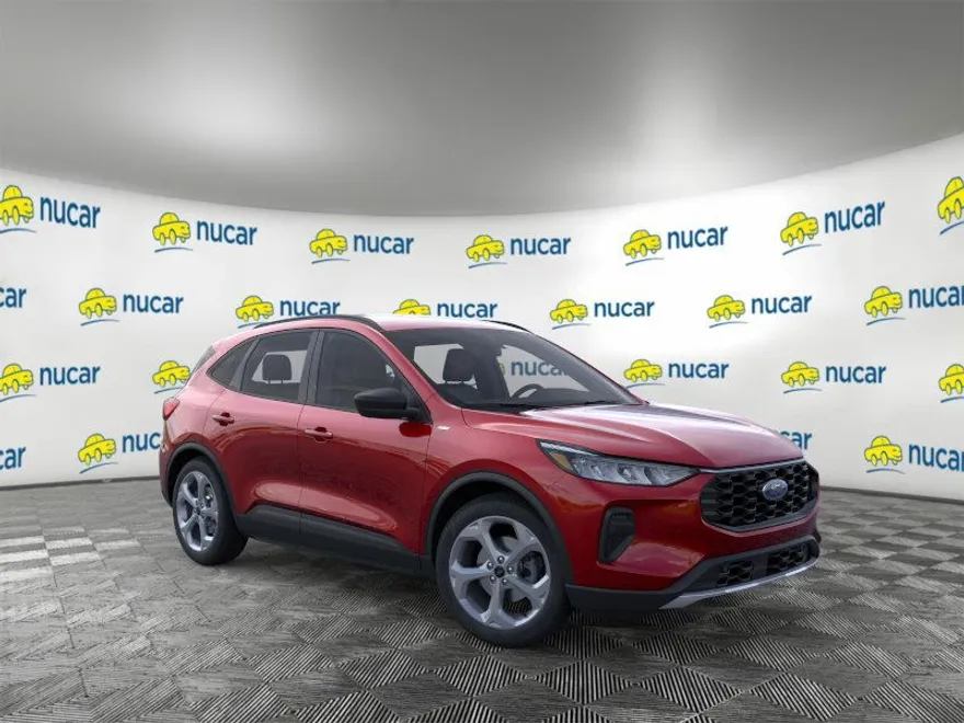 2025 Ford Escape ST-Line photo 1