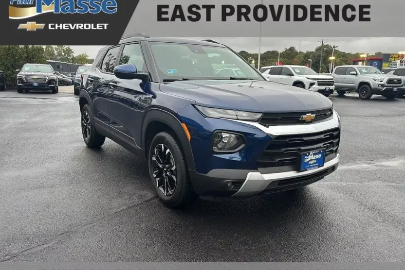 2023 Chevrolet Trailblazer LT photo 1