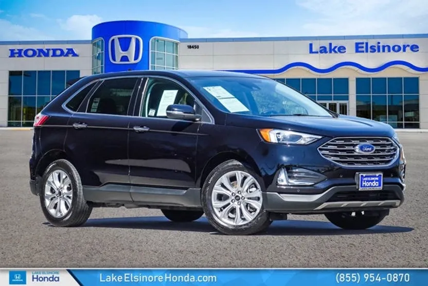 2024 Ford Edge Titanium photo 1