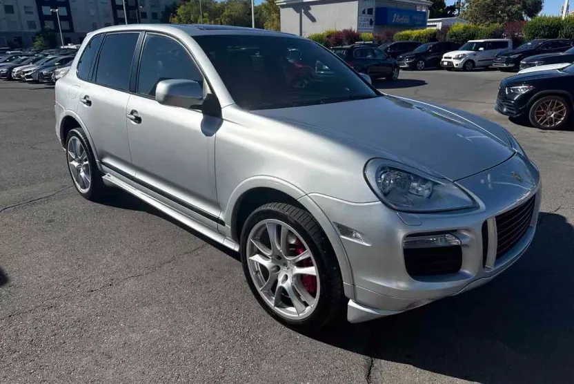 2008 Porsche Cayenne GTS photo 1