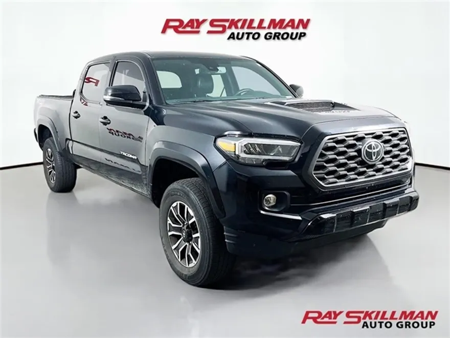 2021 Toyota Tacoma TRD Sport photo 1