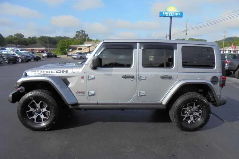 2018 Jeep Wrangler Unlimited Rubicon photo 1
