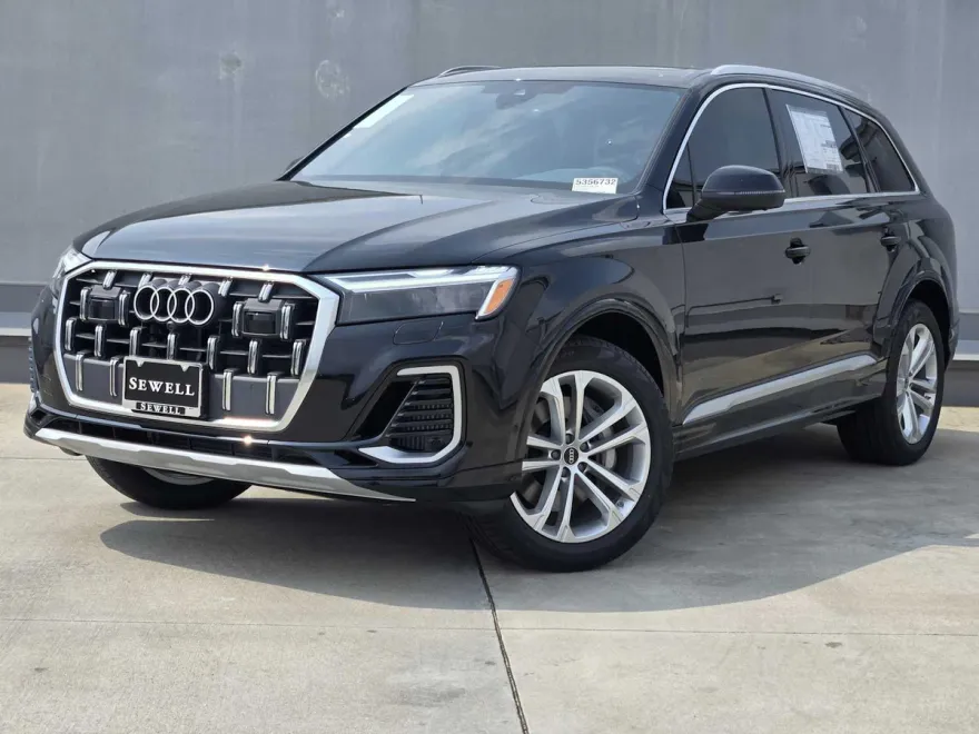 2025 Audi Q7 55 Premium photo 1