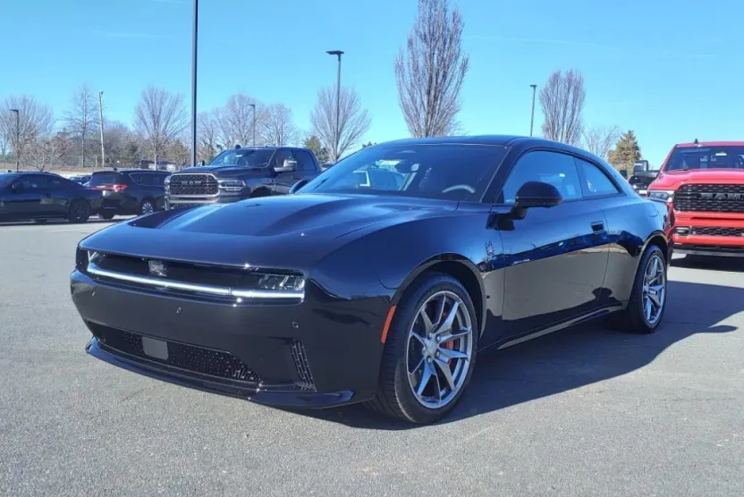 2025 Dodge Charger Scat Pack AWD photo 1