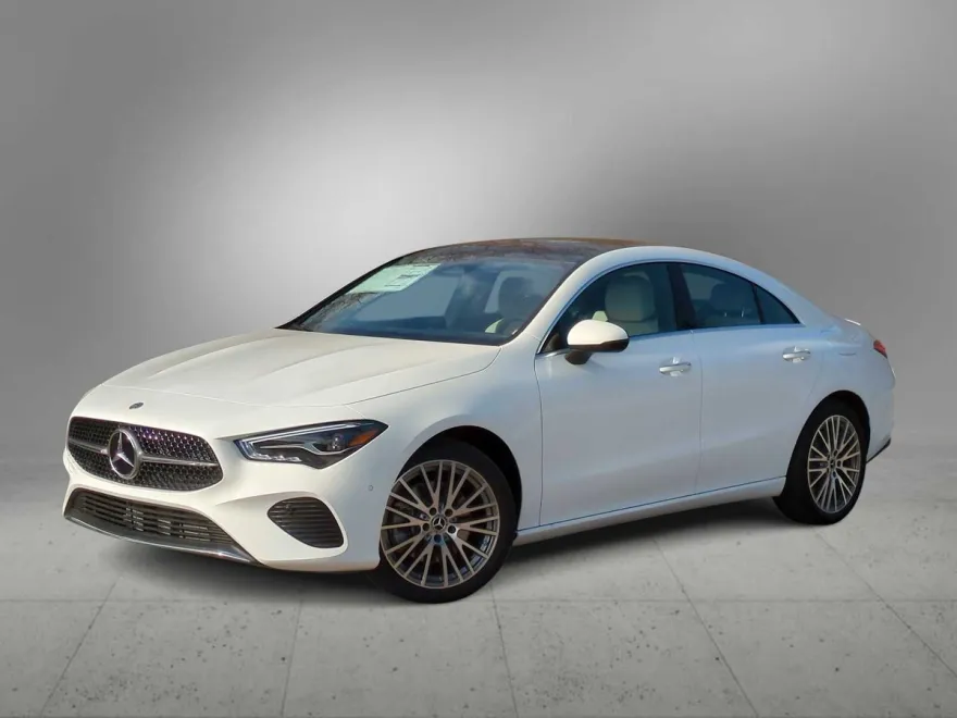 2025 Mercedes Benz CLA 250 4MATIC photo 1
