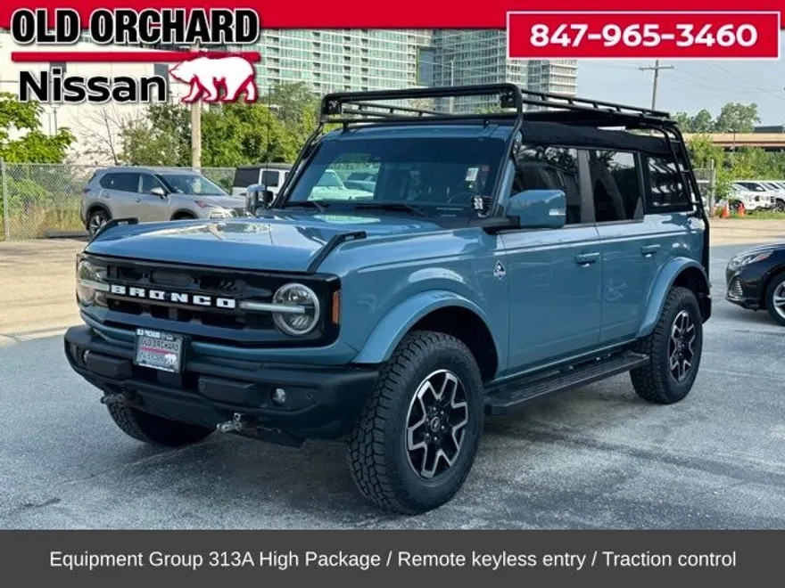 2022 Ford Bronco Outer Banks photo 1