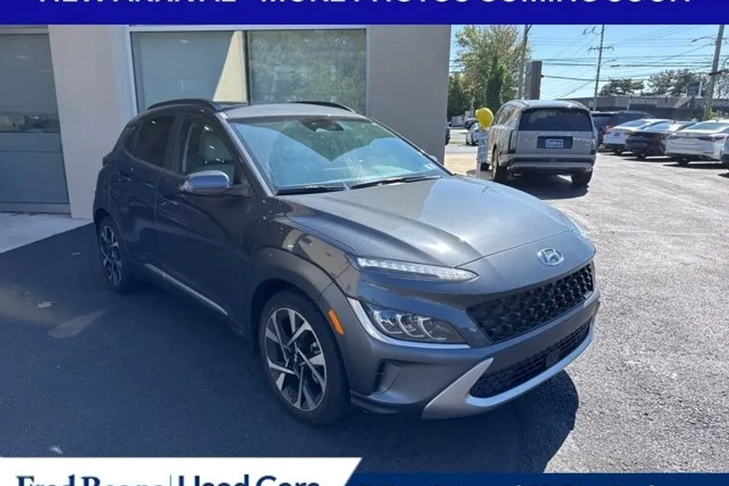 2023 Hyundai Kona Limited photo 1