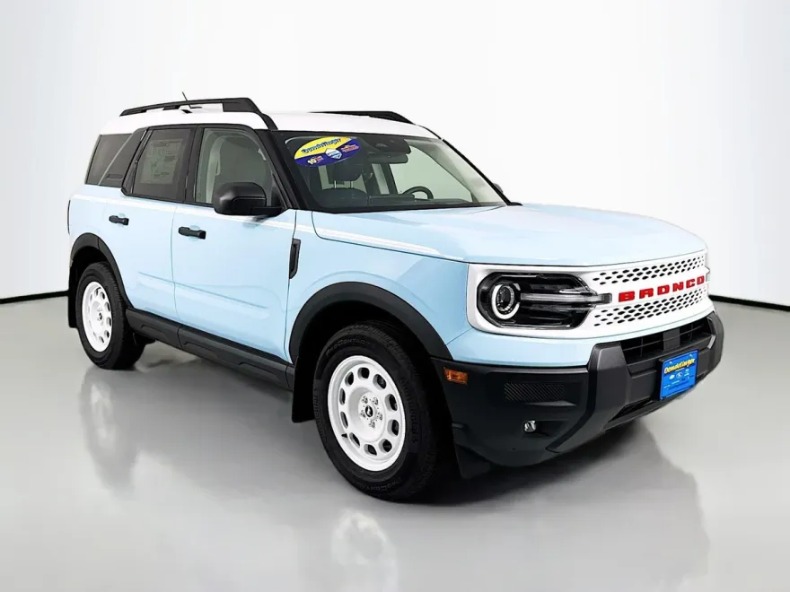 2025 Ford Bronco Sport Heritage photo 1