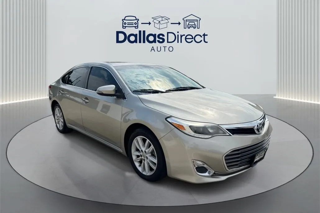 2014 Toyota Avalon XLE photo 1