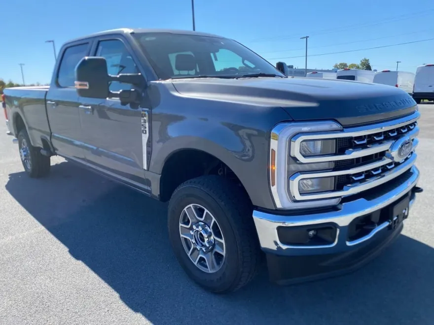 2026 Ford F-350 photo 1