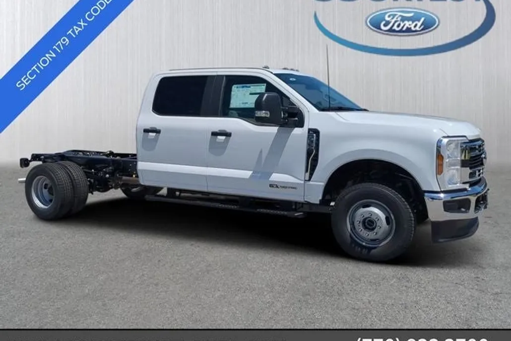 2025 Ford F-350 photo 1
