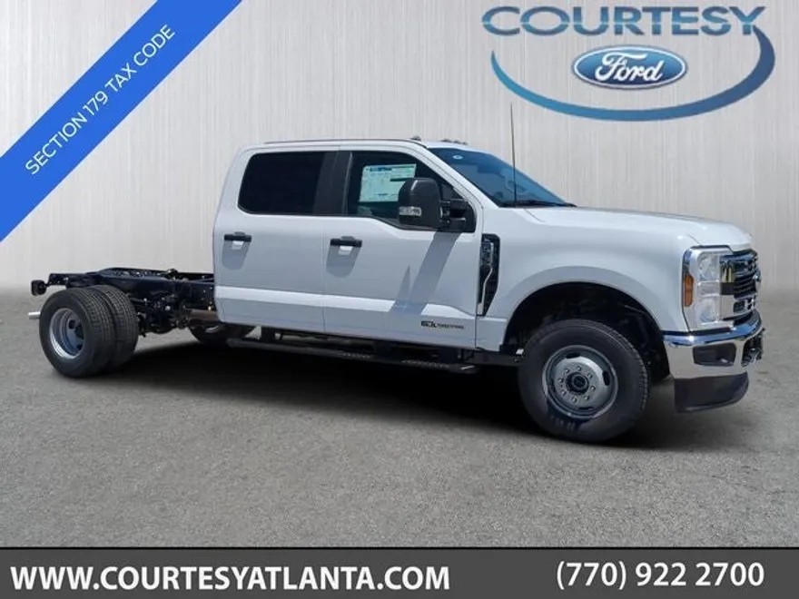 2025 Ford F-350 photo 1