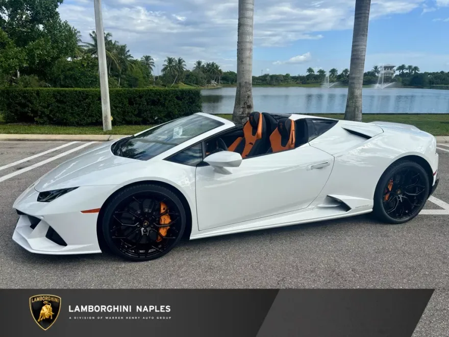 2024 Lamborghini Huracan Evo Base photo 1