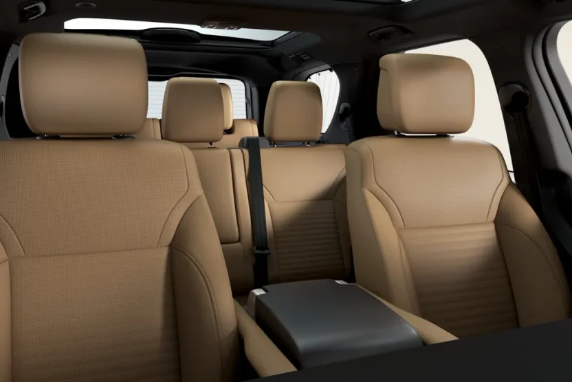 2026 Land Rover Discovery photo 1