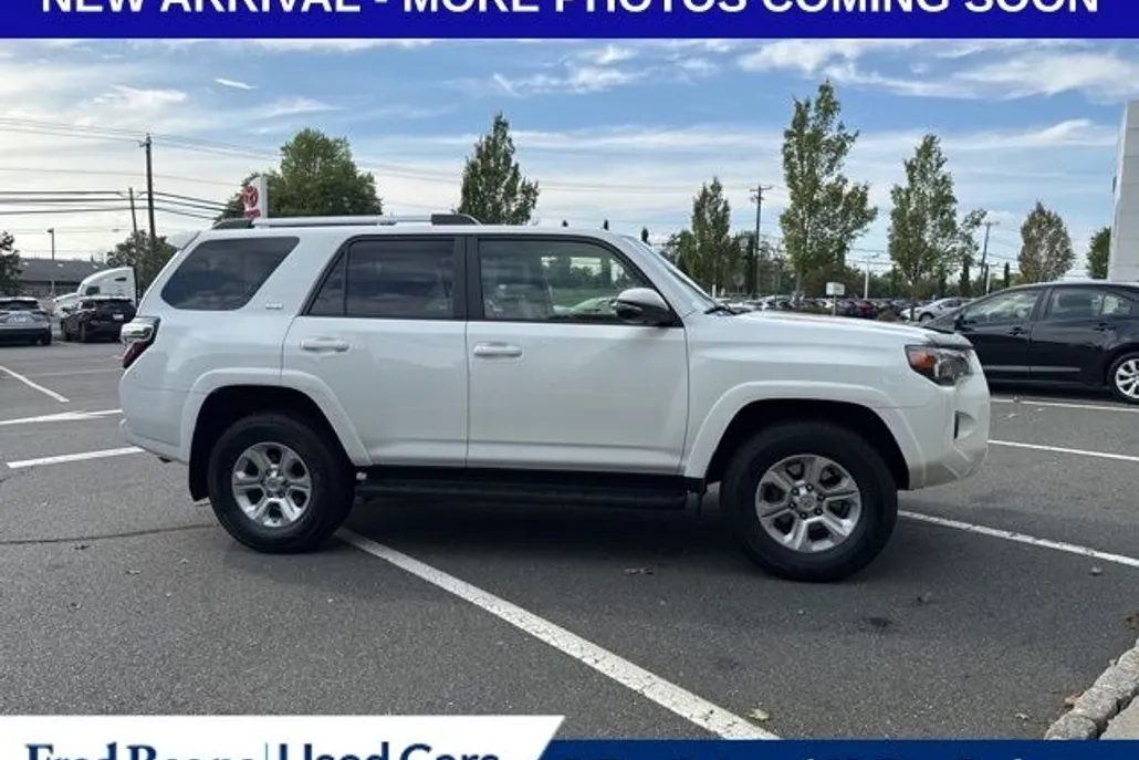 2021 Toyota 4Runner SR5 Premium photo 1