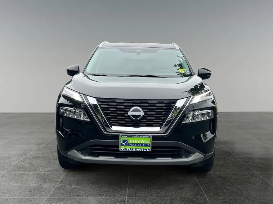 2023 Nissan Rogue SV photo 1