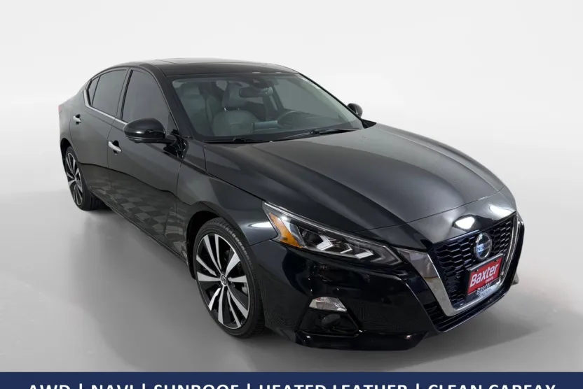 2021 Nissan Altima 2.5 Platinum photo 1