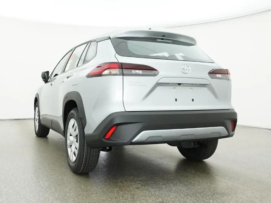 2026 Toyota Corolla Cross L photo 1