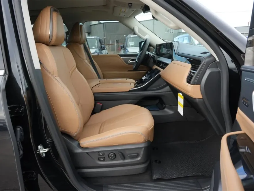 2025 Infiniti QX80 Sensory photo 24