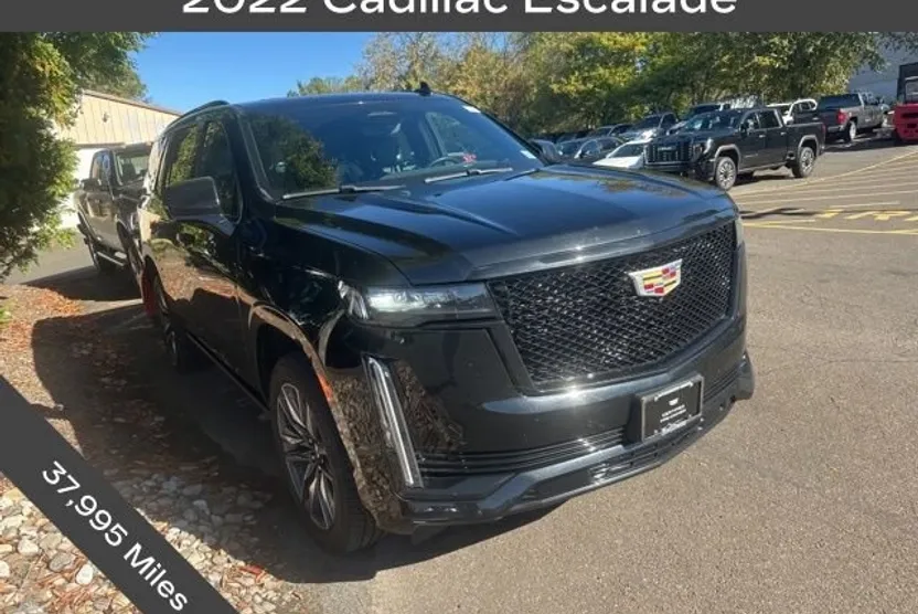 2022 Cadillac Escalade Sport photo 1