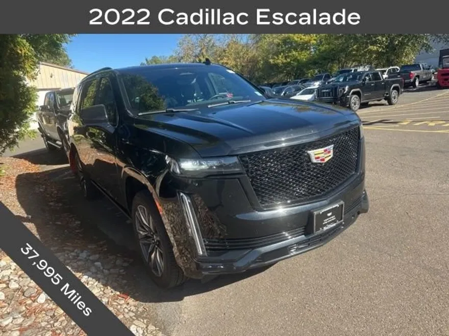 2022 Cadillac Escalade Sport photo 1