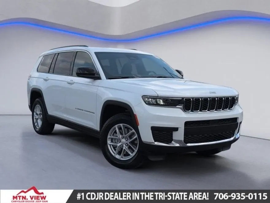 2025 Jeep Grand Cherokee Laredo X photo 1