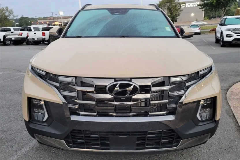2024 Hyundai Santa Cruz Limited photo 1