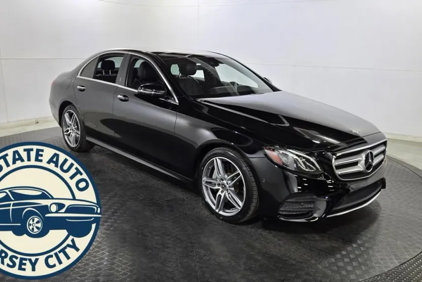 2018 Mercedes Benz E 400 photo 1