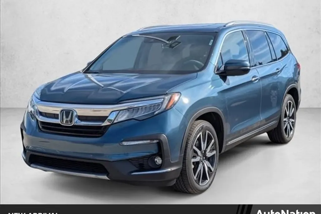 2022 Honda Pilot Touring photo 1