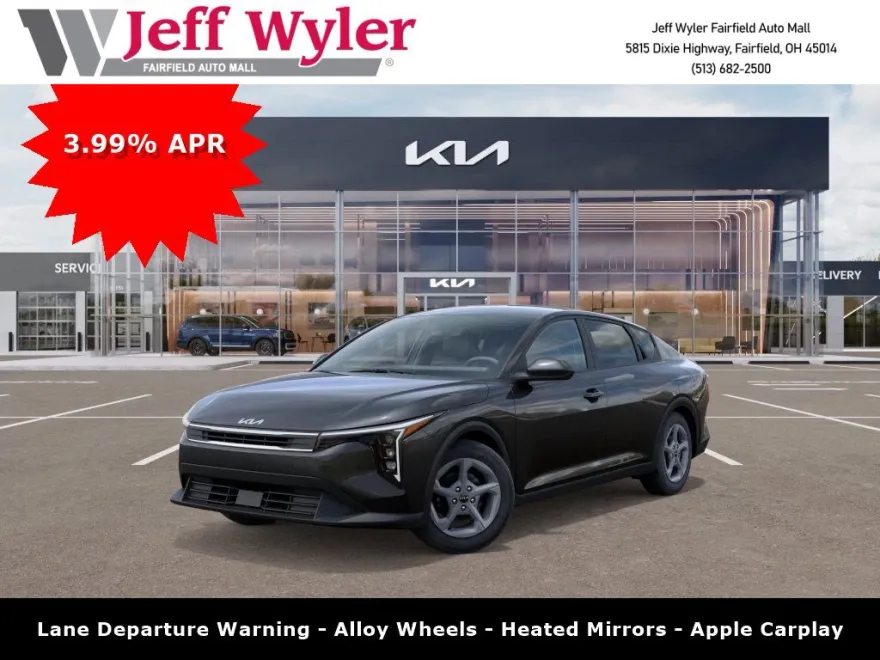 2025 Kia K4 LXS photo 1