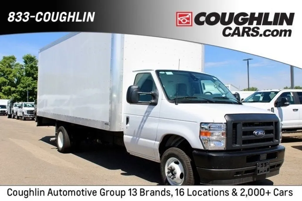 2025 Ford E-450 photo 1