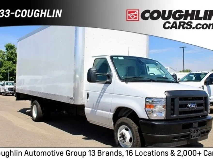 2025 Ford E-450 photo 1