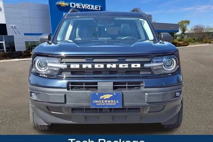 2022 Ford Bronco Outer Banks photo 1