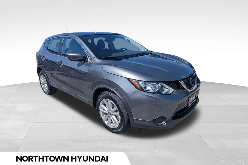 2019 Nissan Rogue Sport S photo 1