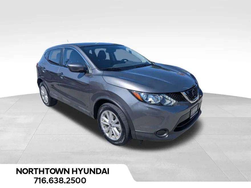 2019 Nissan Rogue Sport S photo 1