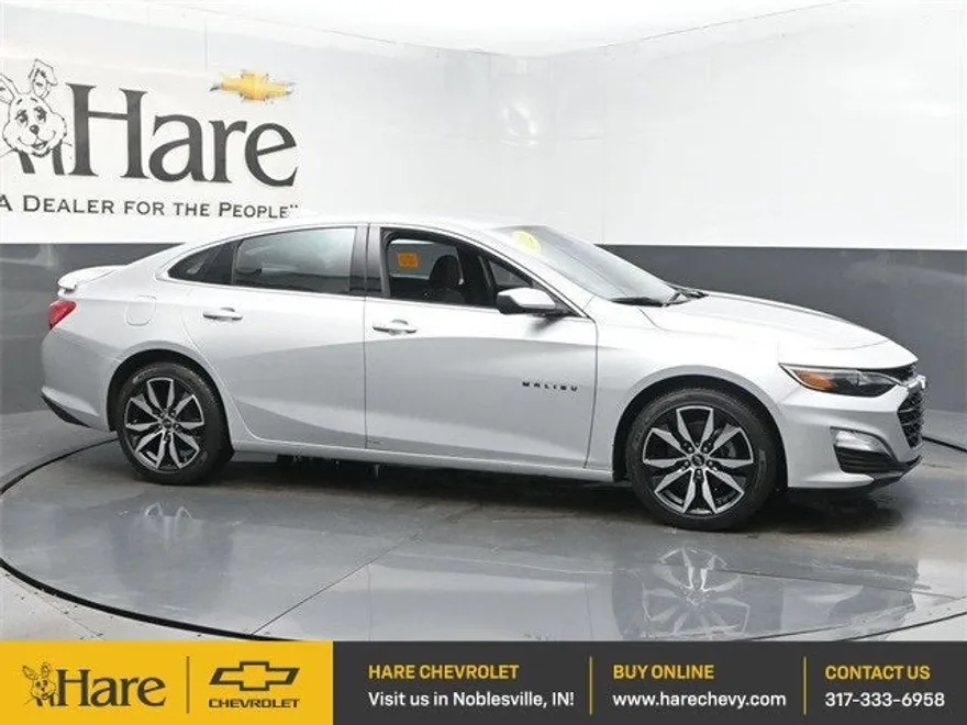 2022 Chevrolet Malibu RS photo 1