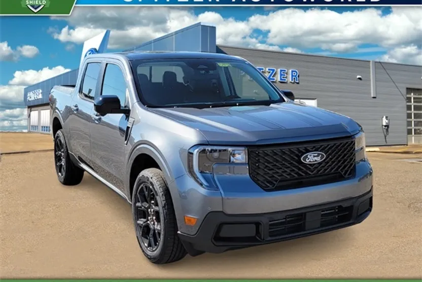 2025 Ford Maverick Lariat photo 1