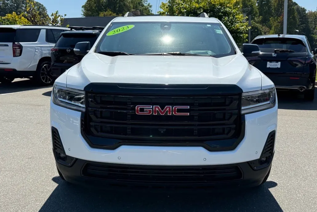 2023 Gmc Acadia SLT Elevation photo 1