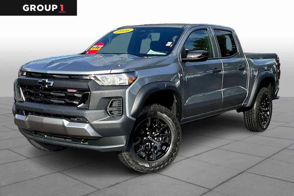 2026 Chevrolet Colorado Trail Boss photo 1