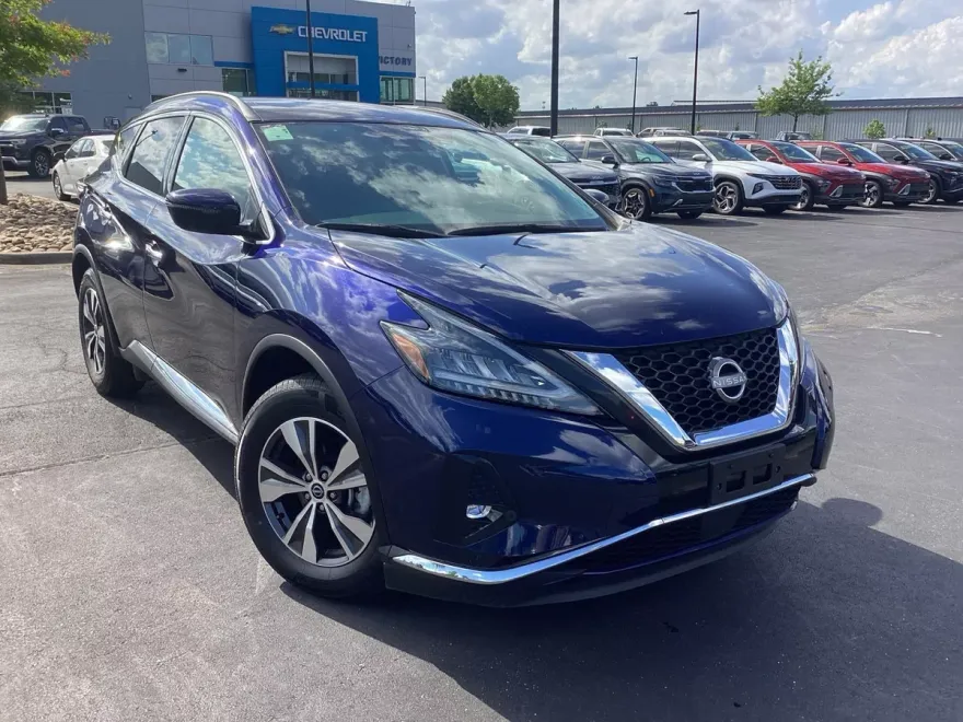 2023 Nissan Murano SV photo 1
