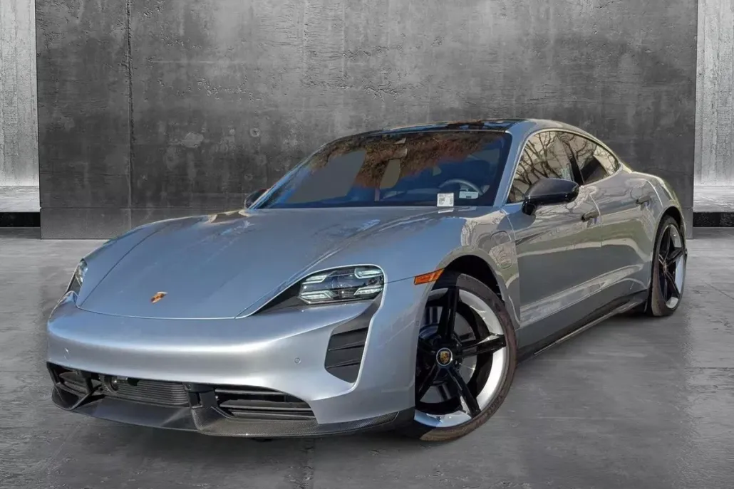 2024 Porsche Taycan 4S photo 1